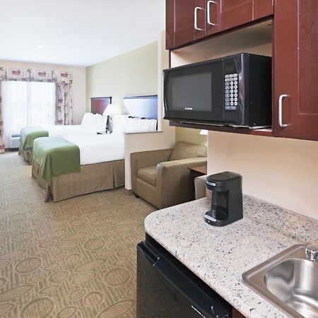 Holiday Inn Express & Suites Brownfield Экстерьер фото