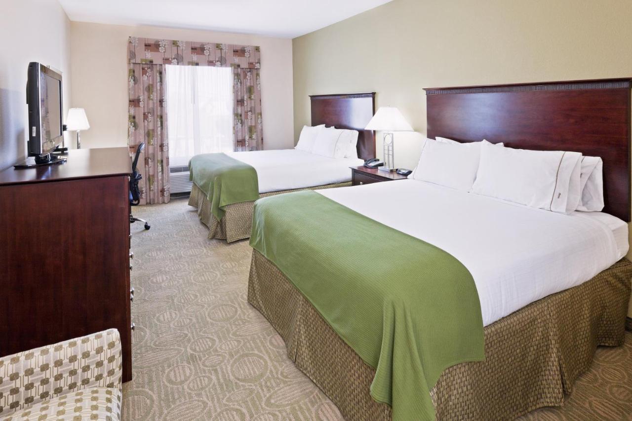 Holiday Inn Express & Suites Brownfield Экстерьер фото