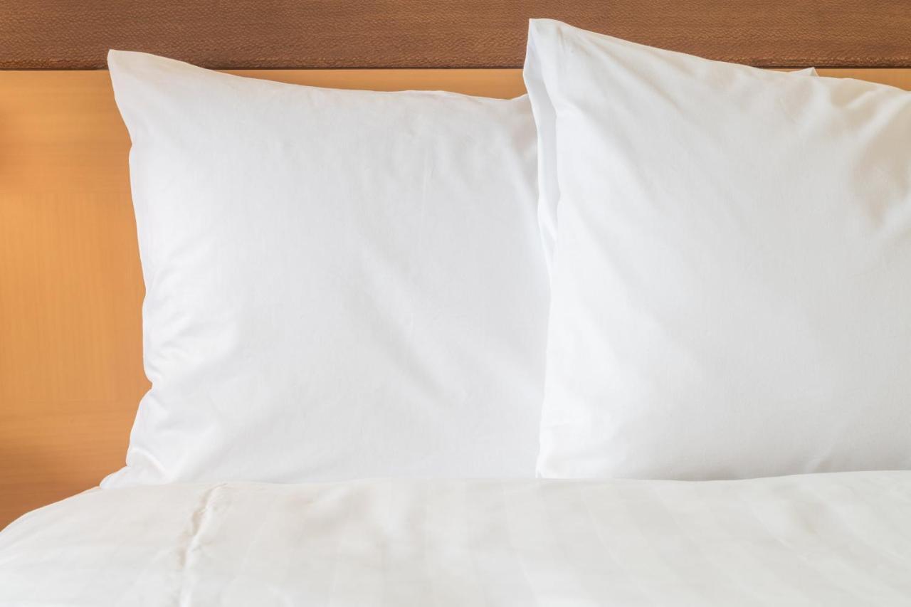 Holiday Inn Express & Suites Brownfield Экстерьер фото